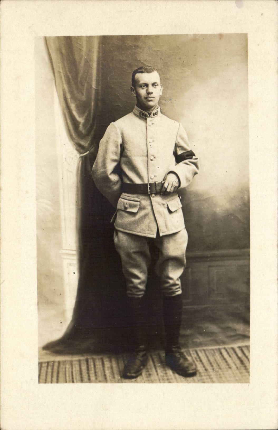 CARTE PHOTO Militaria Soldat St Maixent