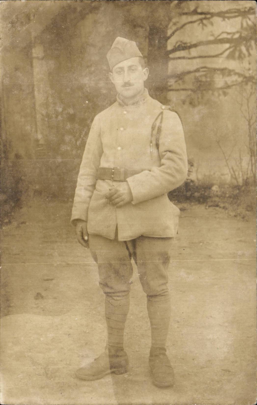 CARTE PHOTO Militaria Soldat Poilu