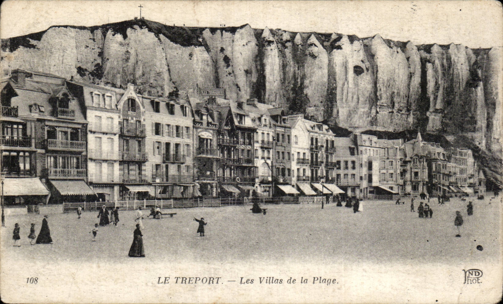 CPA Le Treport Les villas de la plage