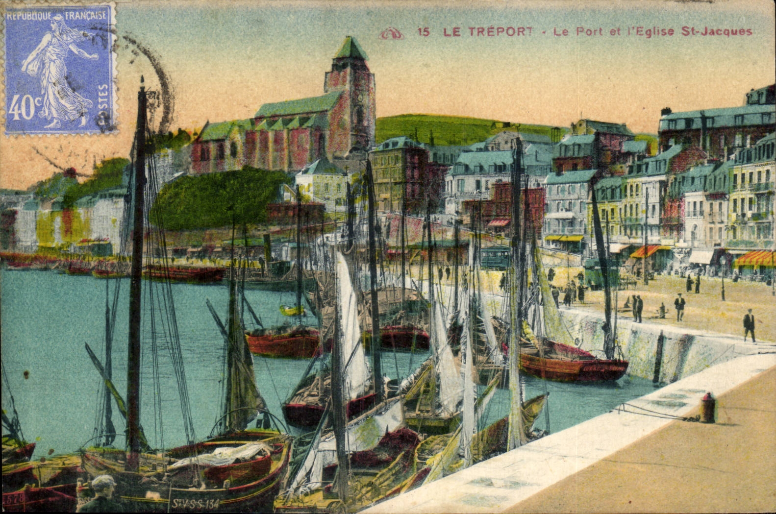 CPA Le Treport Le port et l'eglise St Jacques