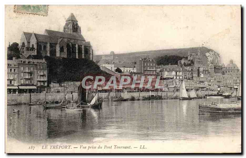 CPA Le Treport Vue prise du pont tournant
