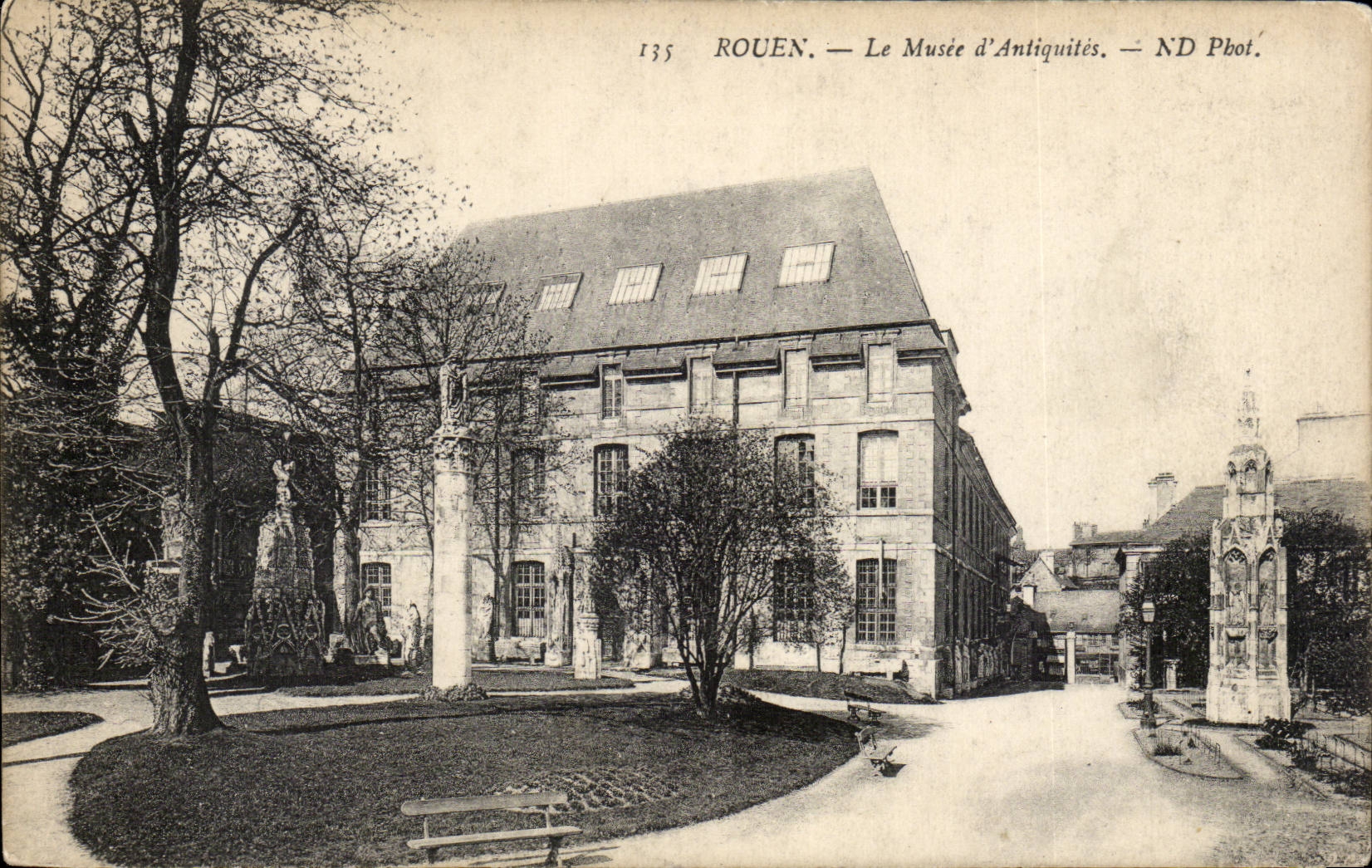 CPA Rouen Le musee d'antiquites