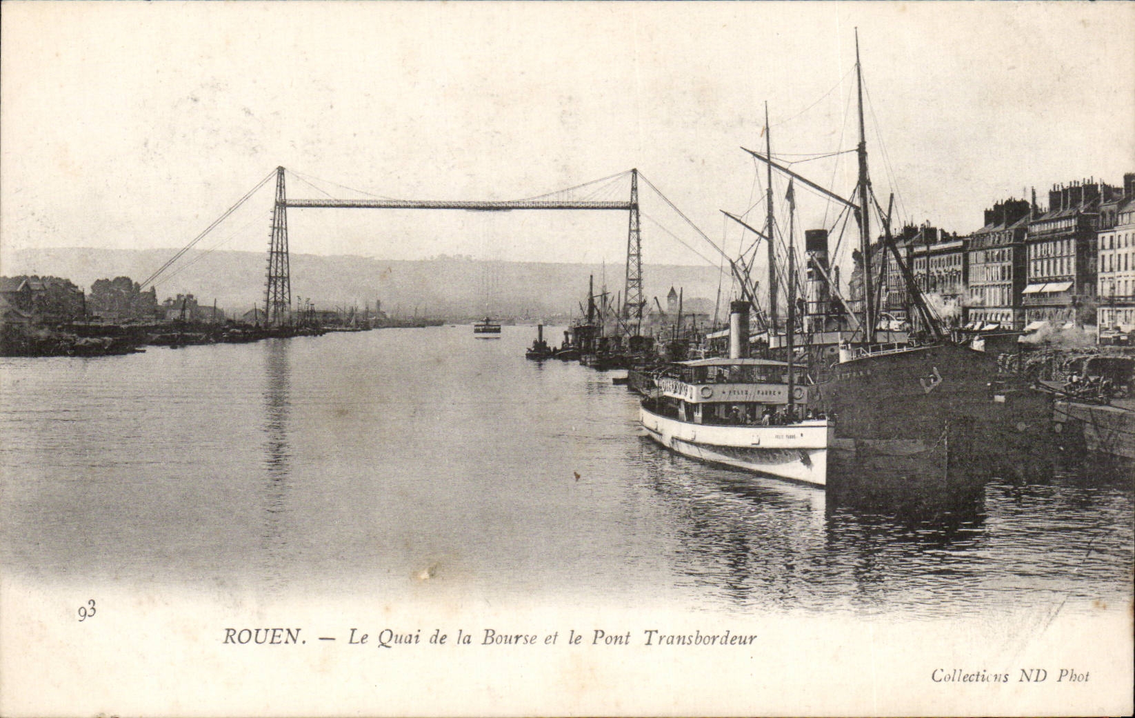 CPA Rouen Le quai de la Bourse et le pont transbordeur