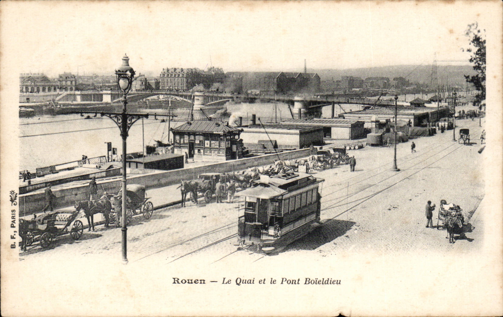 CPA Rouen Le quai et le pont Boieldieu