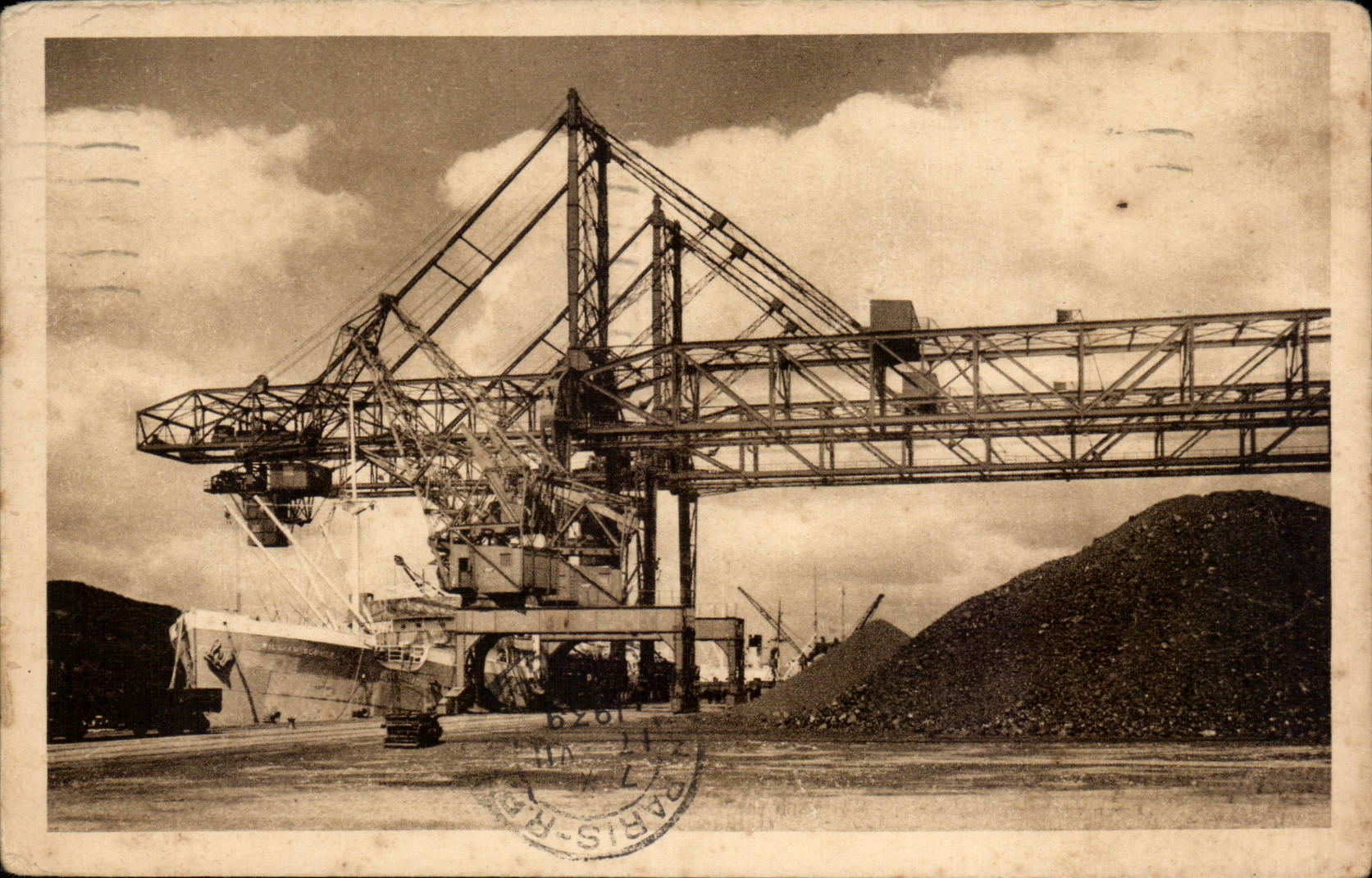 CPA Rouen Le port Manutention des charbons