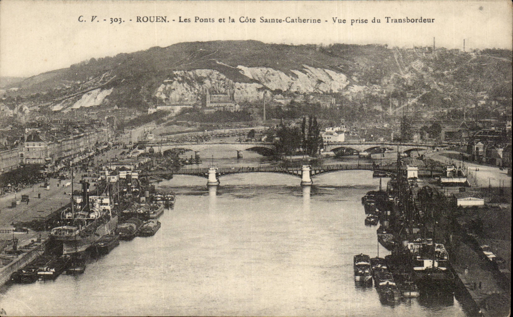 CPA Rouen Les ponts et la Cote Sainte Catherine Vue prise du transbordeur