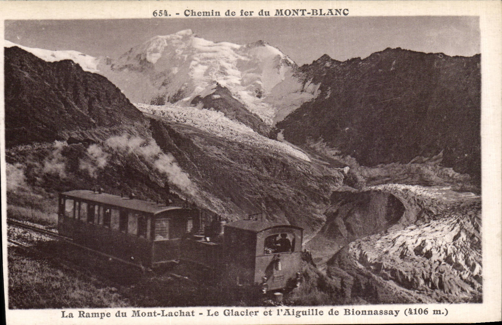 La Rampe du Mont-Lachat - Le Glacier et l'Aiguille de Bionnassay (4106 m.) — Chemin de fer du Mont-Blanc — n° 654 — L. Morand, phot.édit. (Haute-Savoie)