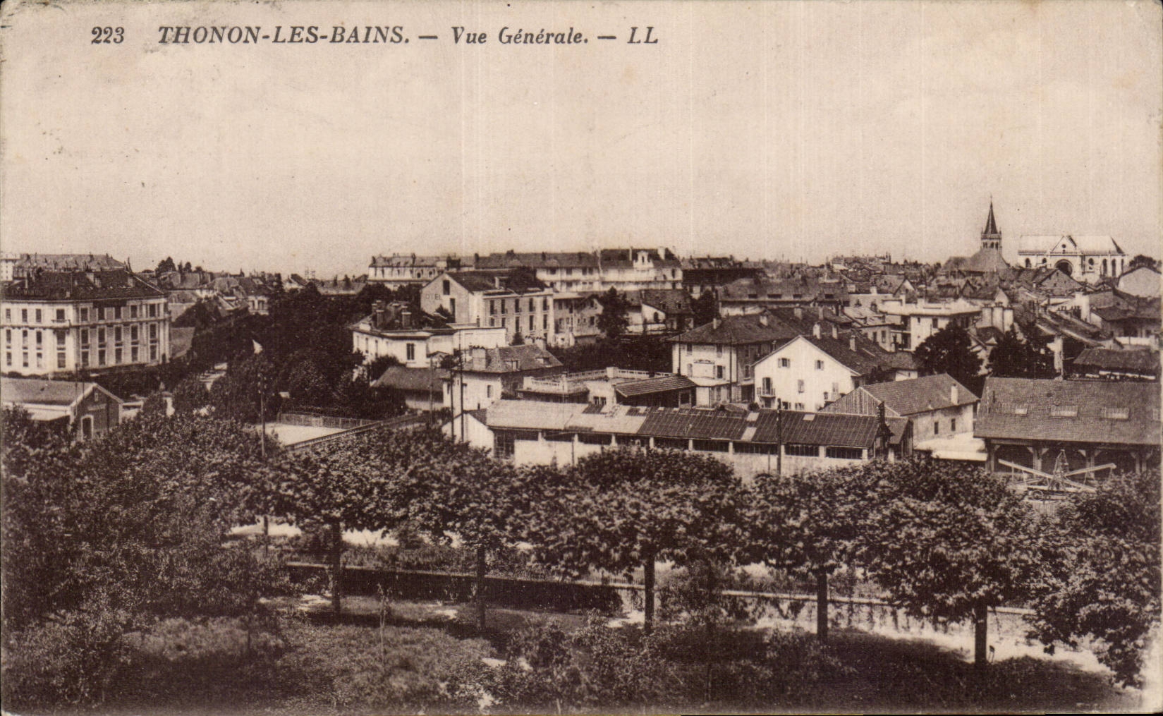 CPA Thonon les Bains Vue generale