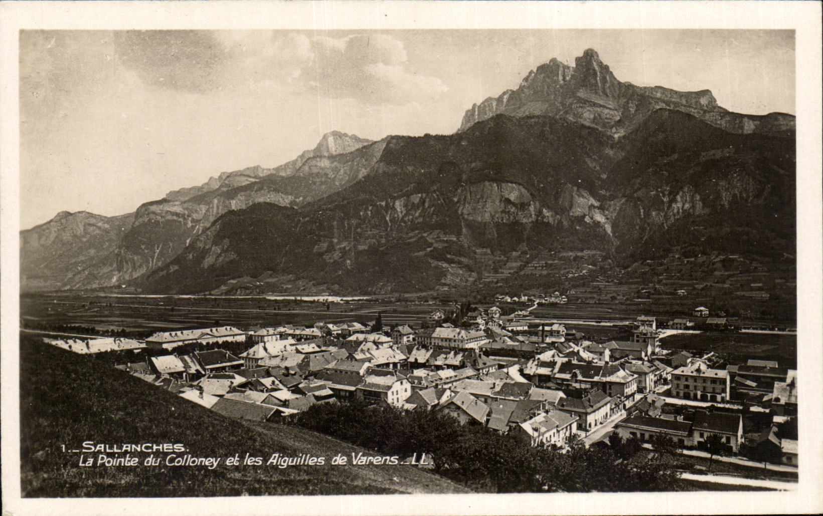 Sallanches — La Pointe du Colloney et les Aiguilles de Varens — LL