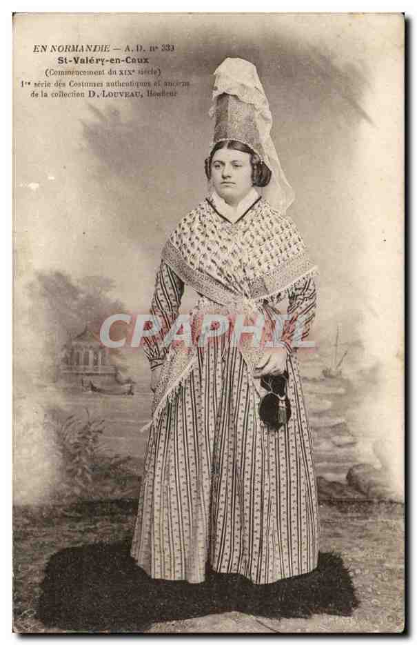Folklore - Costumes - En Normandie - St Valery en Caux CPA 