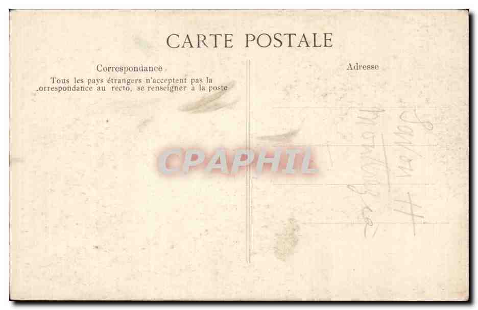 Folklore - Costumes Bretons - Jeune Femme de Plougastel et son nouveau ne - CPA  — Verso