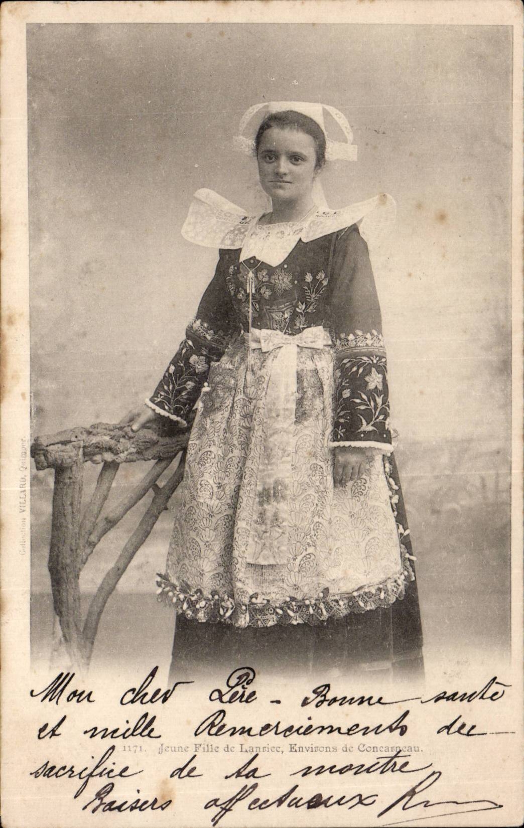 Folklore - Costumes - Jeune Ville - CPA 