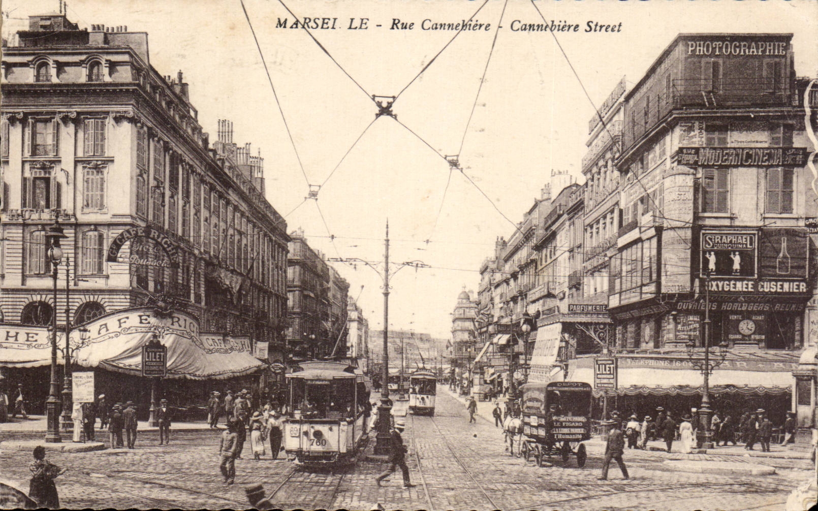 Marseille - Rue Cannebière - Cannebière Street — vue de la rue avec tramway et commerces — éditeur non identifié