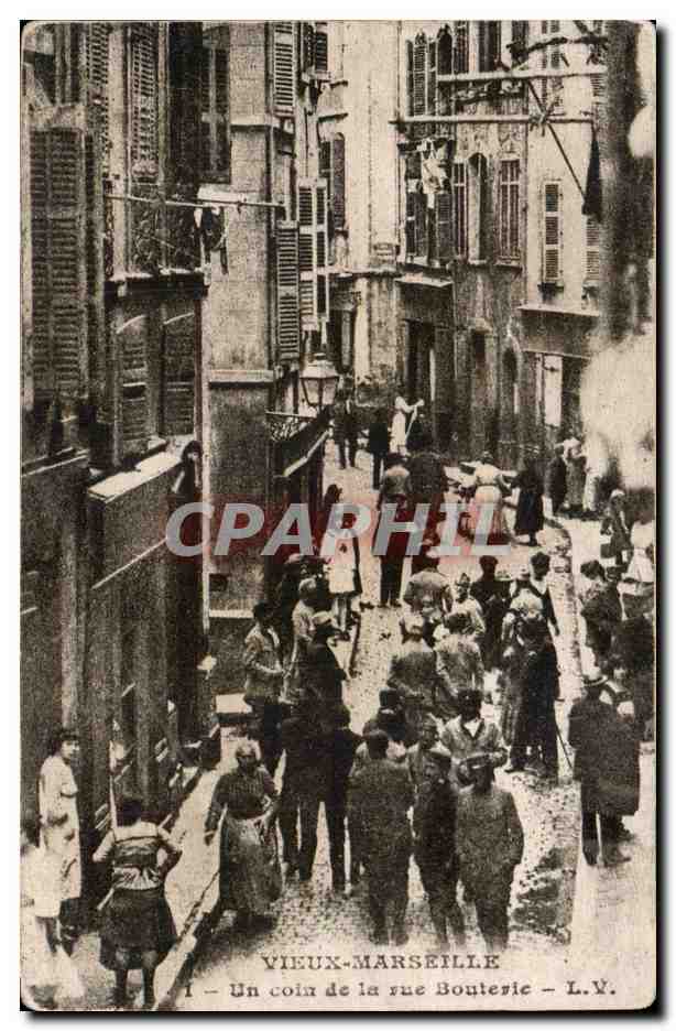 Vieux-Marseille — Un coin de la rue Bouterie — L.Y.