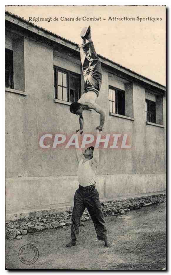 CPA Militaria Tank Chars de combat Regiment de chars Attractions sportiques
