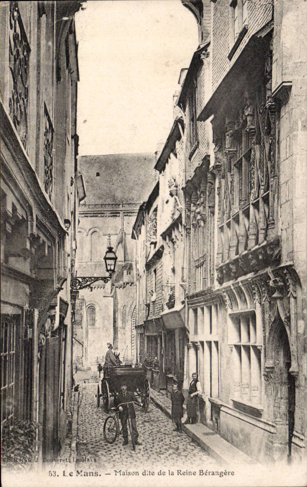 CPA Le Mans Maison dite de la Reine Berangere