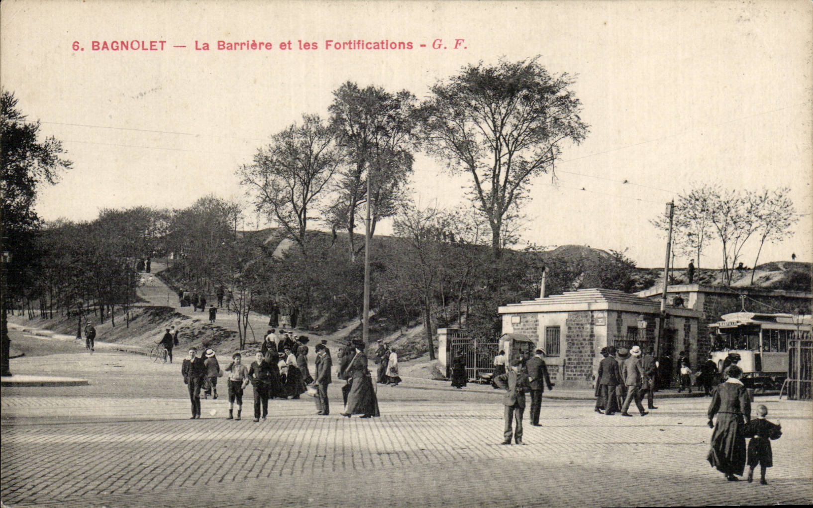 CPA Bagnolet La barriere et les fortifications