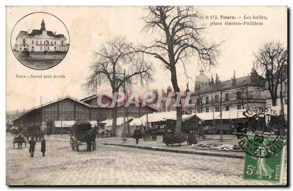 CPA Tours Les halles Place Gaston Pauilhau