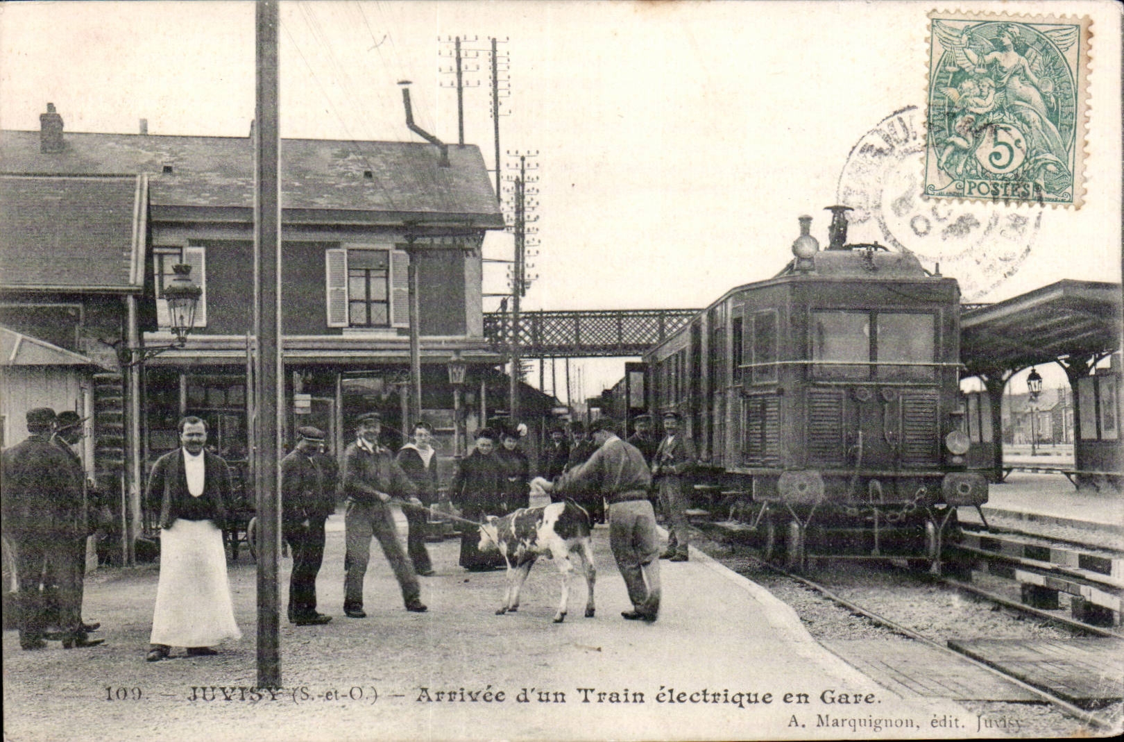 CPA Juvisy Arrivee d'un train electrique en gare
