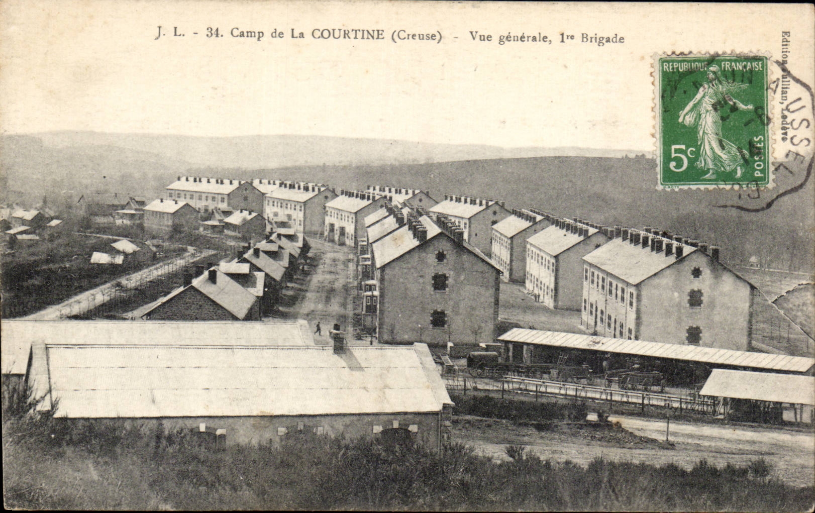 Lager La Courtine (Creuse) — Allgemeiner Blick, 1. Brigade — Ausgabe Gillian & Cadée