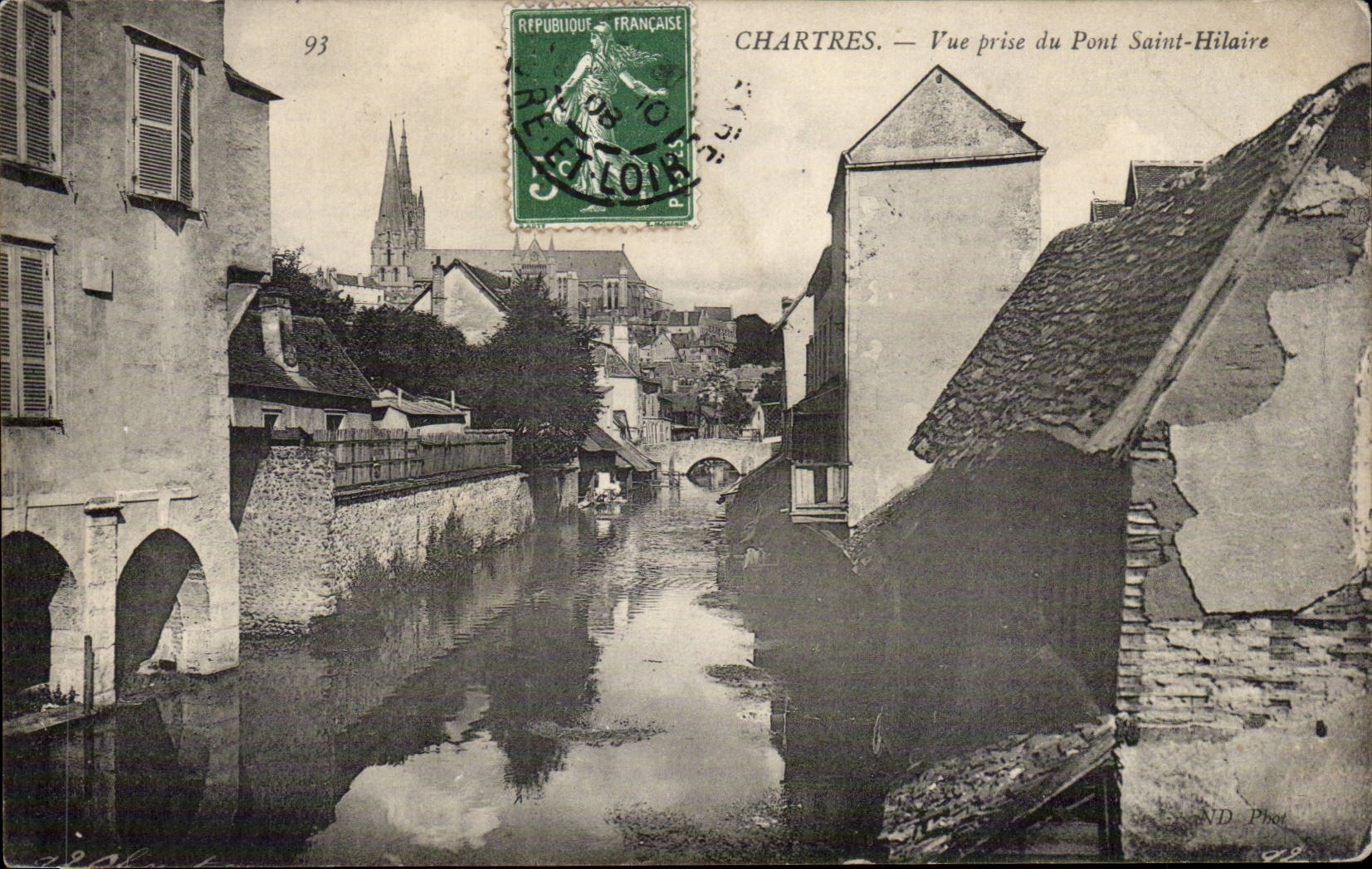 CPA Chartres Vue prise du pont St Hilaire