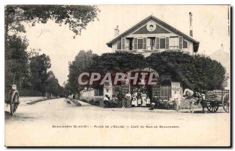 CPA Beauchamps place de l'eglise Cafe du bois de Beauchamps