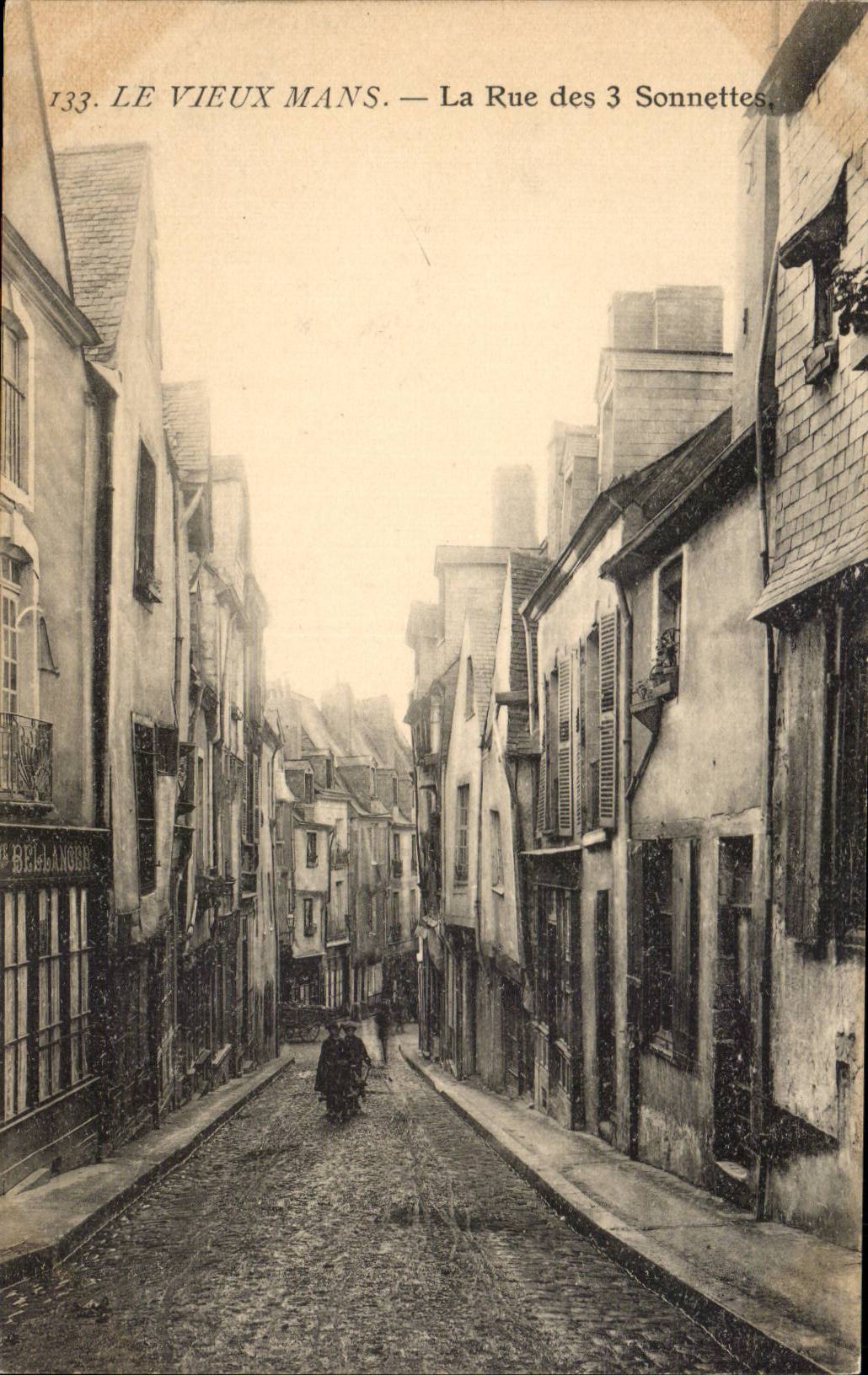 CPA Le vieux Mans La rue des 3 sonnettes