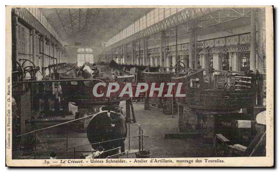 Le Creusot — Usines Schneider — Atelier d'Artillerie, montage des Tourelles