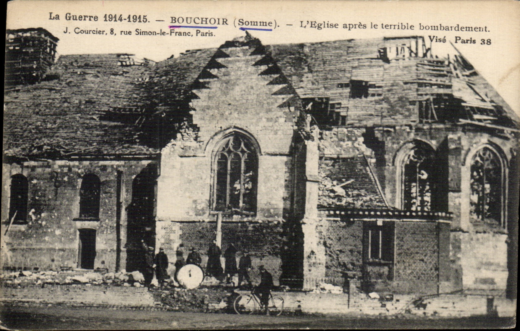 CPA Bouchoir L'eglise apres le terrible bombardement 