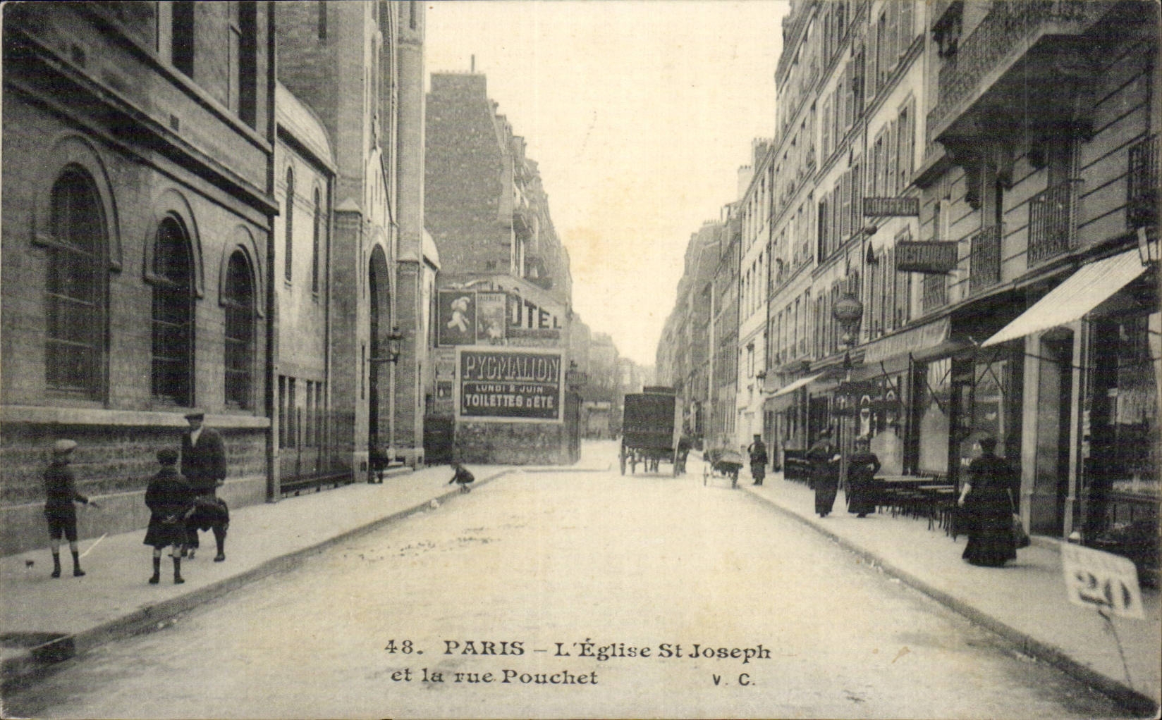 CPA Paris Eglise St Joseph et la rue Pouchet 