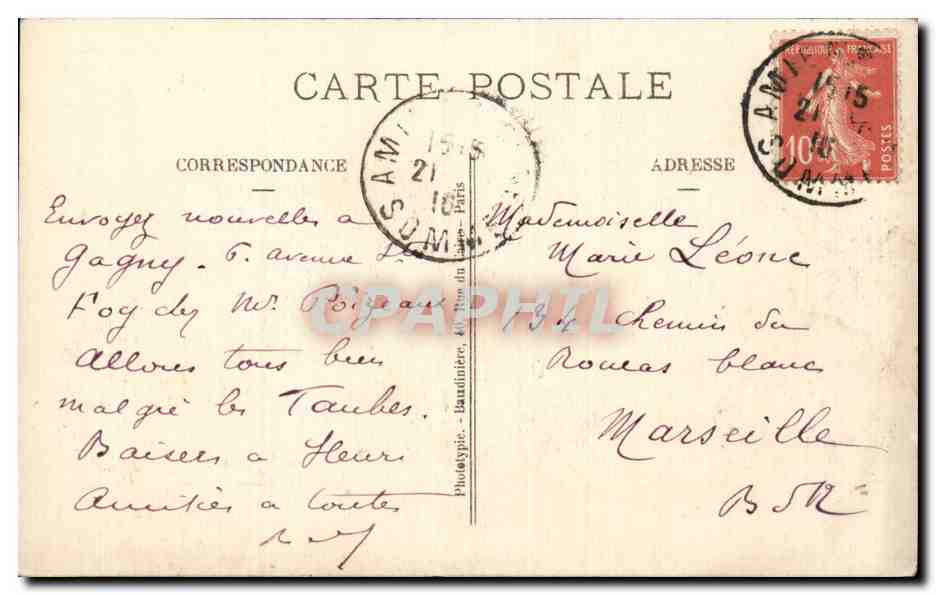 Entrée des Allemands à Amiens — Grande Guerre 1914-16 — Visé Paris 28. Phot. Express. — Reverso