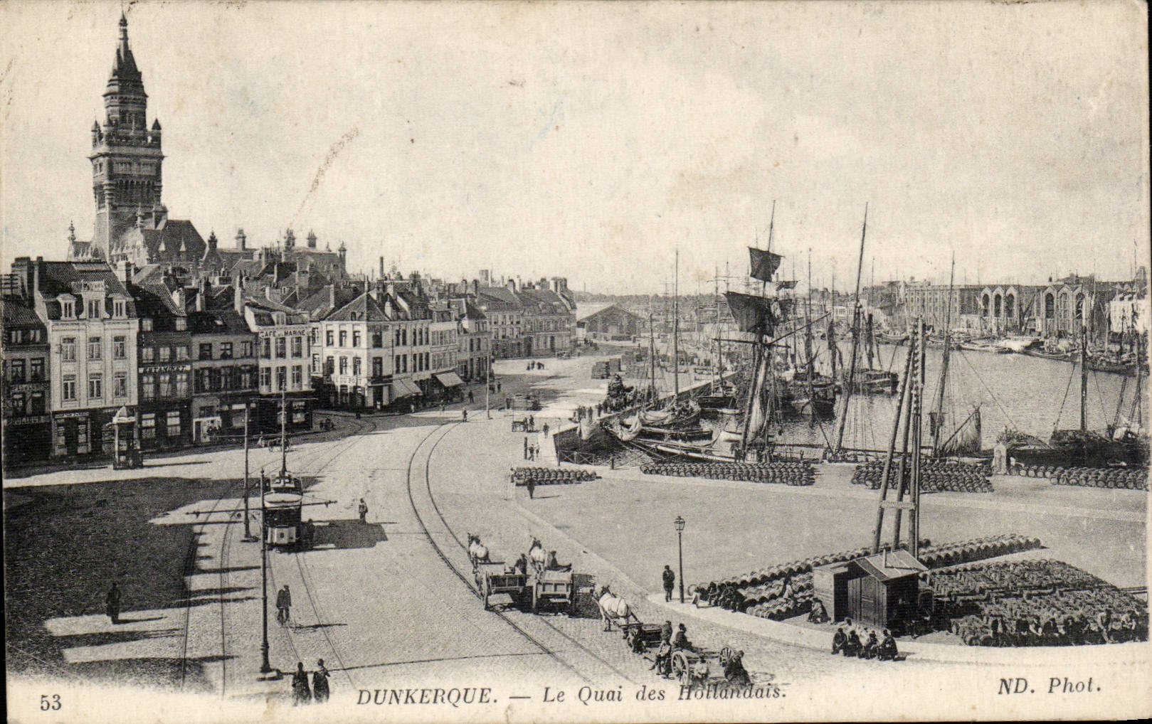 CPA Dunkerque Le quai des Hollandais 