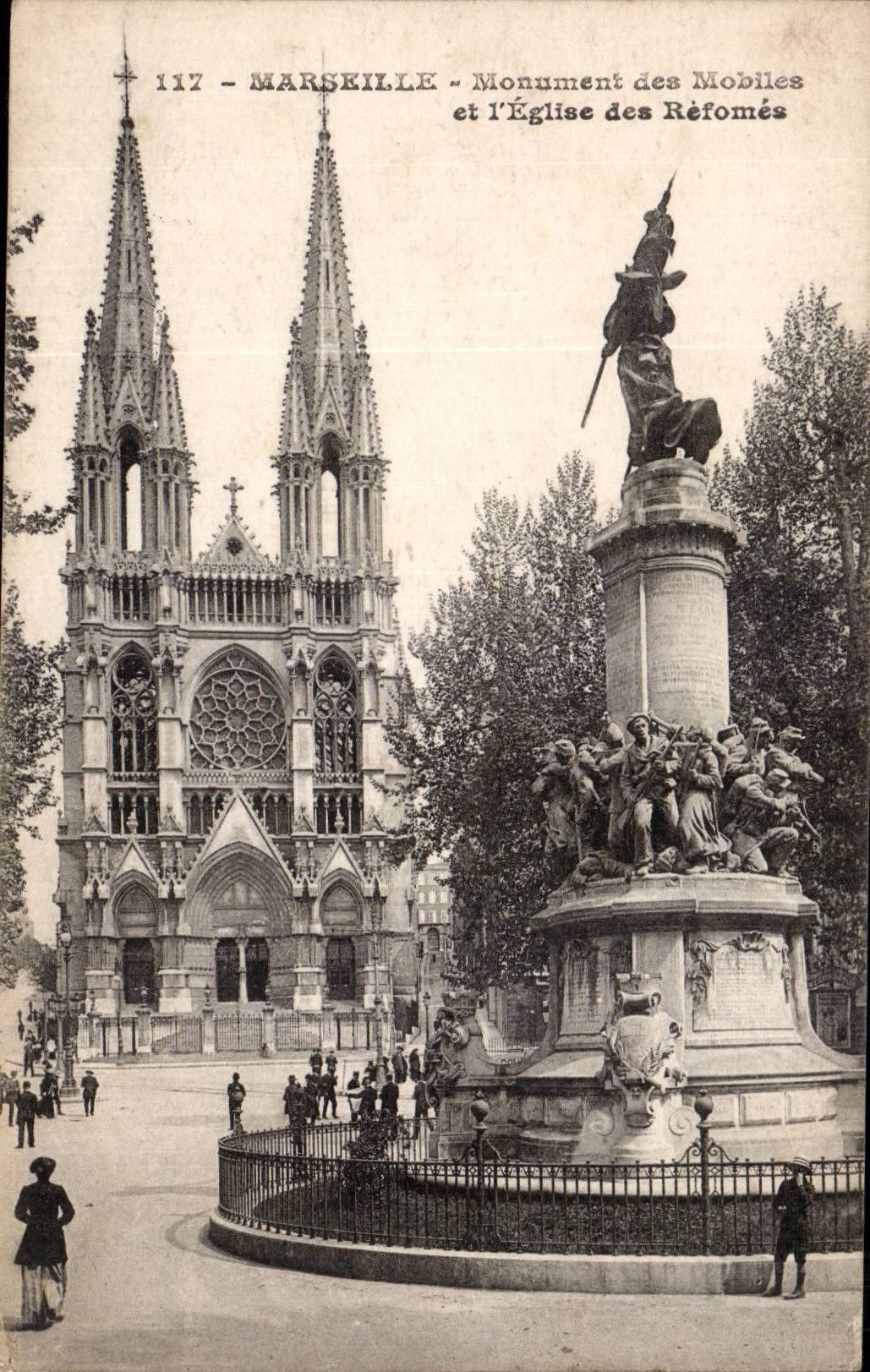 CPA MArseille Monument des Mobiles et l'eglise des reformes