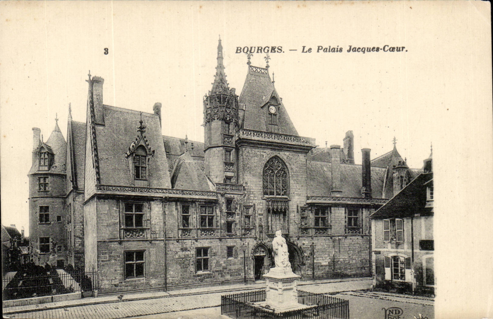 Bourges — Le Palais Jacques-Cœur — Imp. Céret, Paris