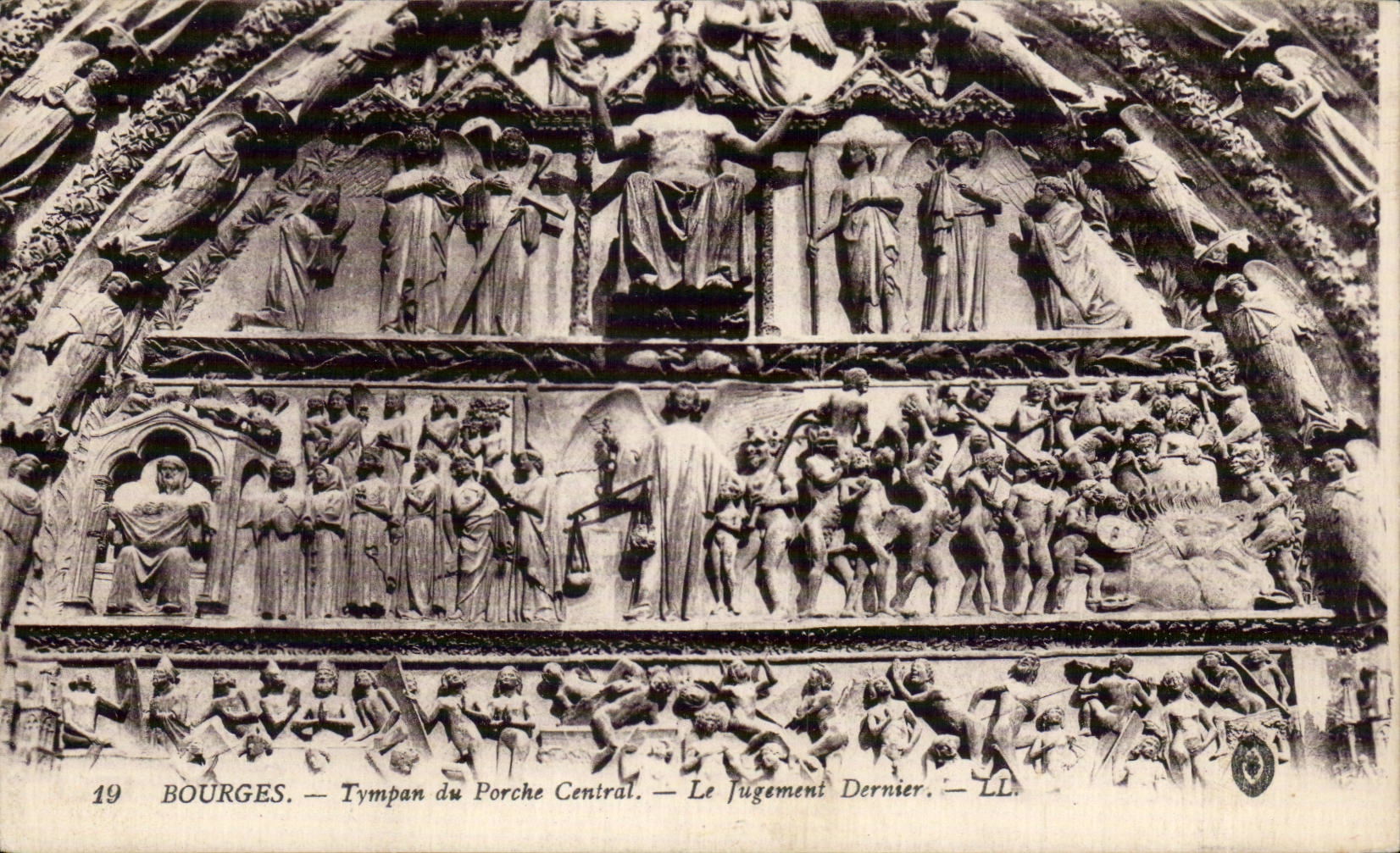 Bourges — Tympans du Porche Central — Le Jugement Dernier — LL. — N° 19