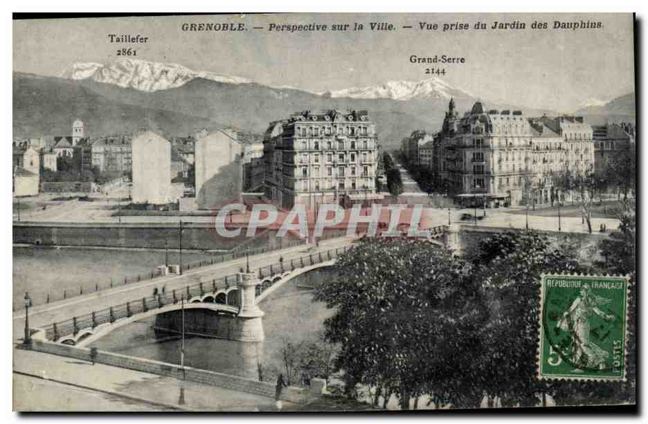 Grenoble — Perspective sur la Ville — Vue prise du Jardin des Dauphins — Taillefer 2861, Grand-Serre 2144