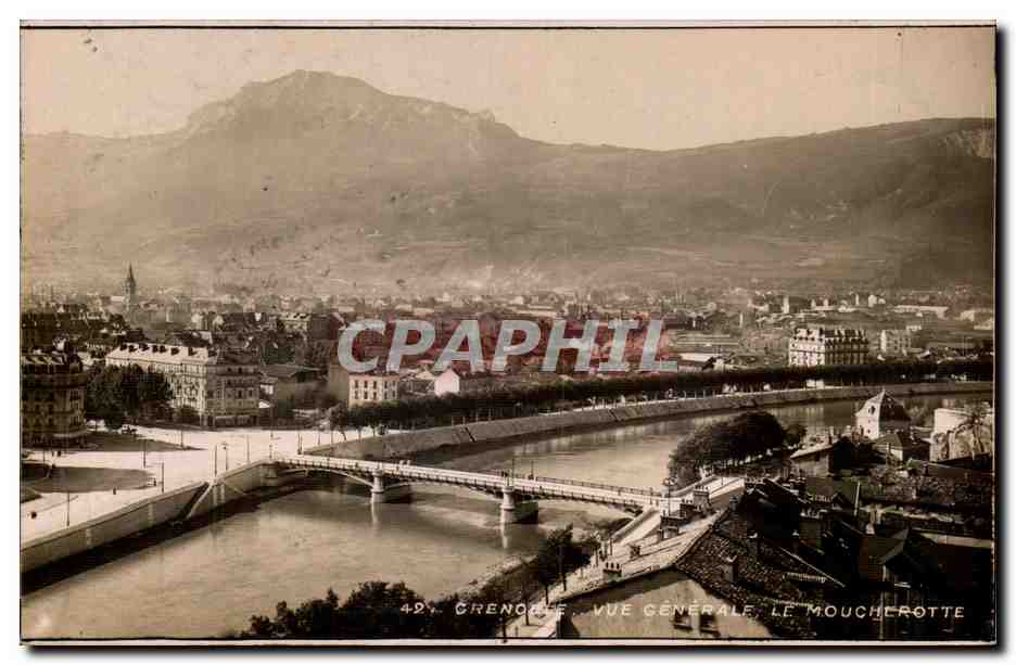 CPA Grenoble Vue generale La Moucherotte