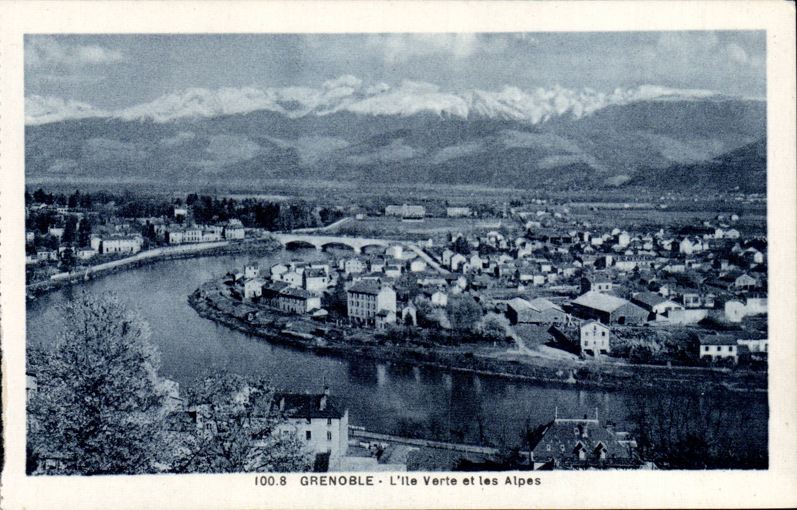 CPA Grenoble L'ile verte et les Alpes
