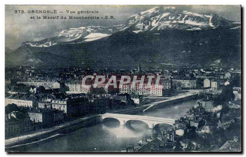 Grenoble — Vue générale et le Massif du Moucherotte — E.R. n°373
