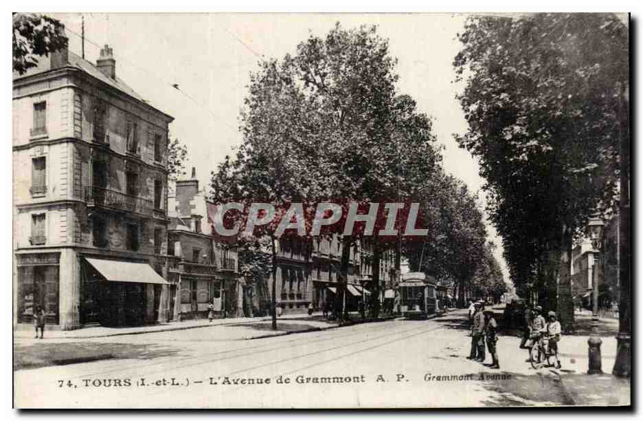 CPA Tours L'avenue de Grammont