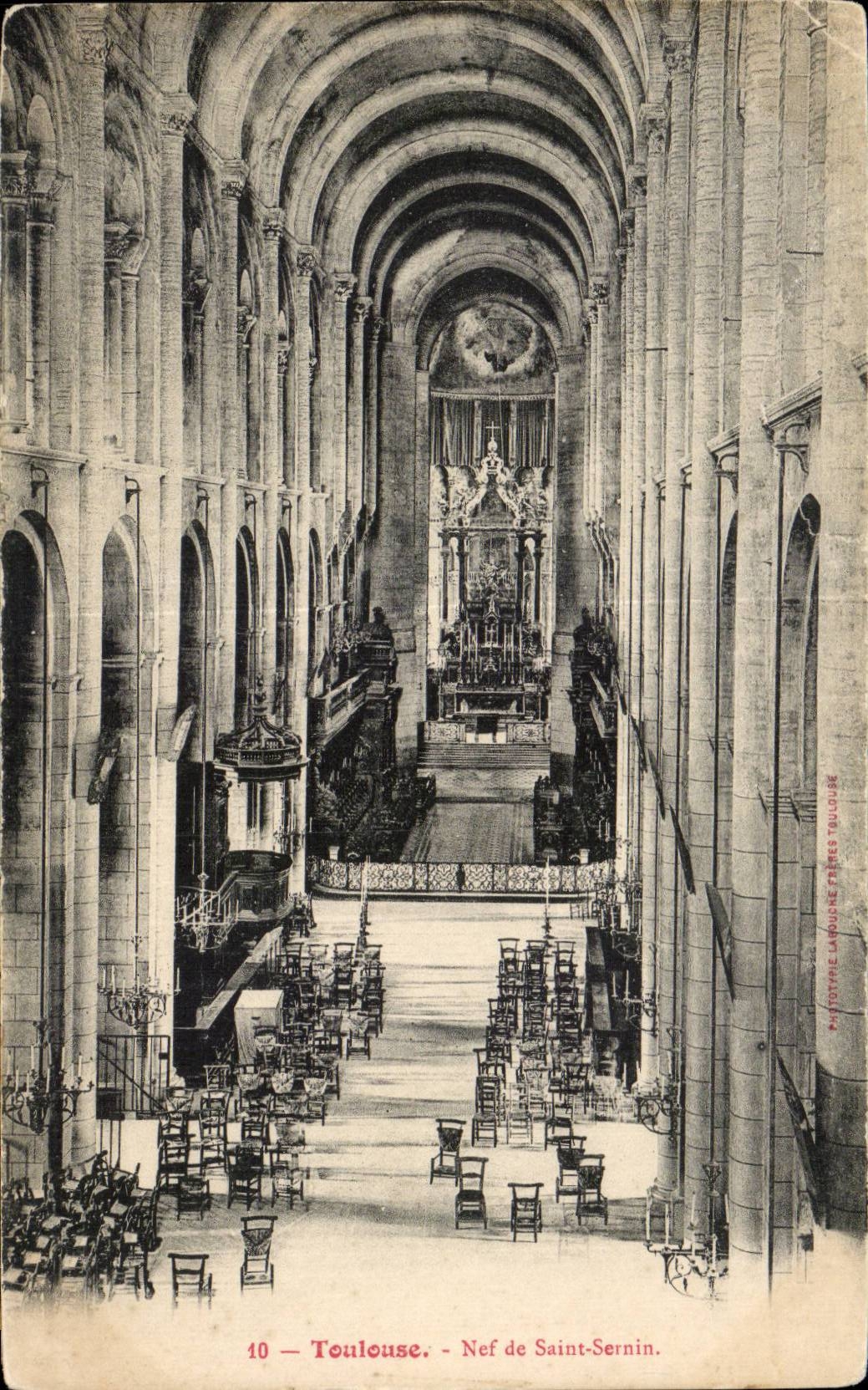 CPA Toulouse Nef de Saint Sernin