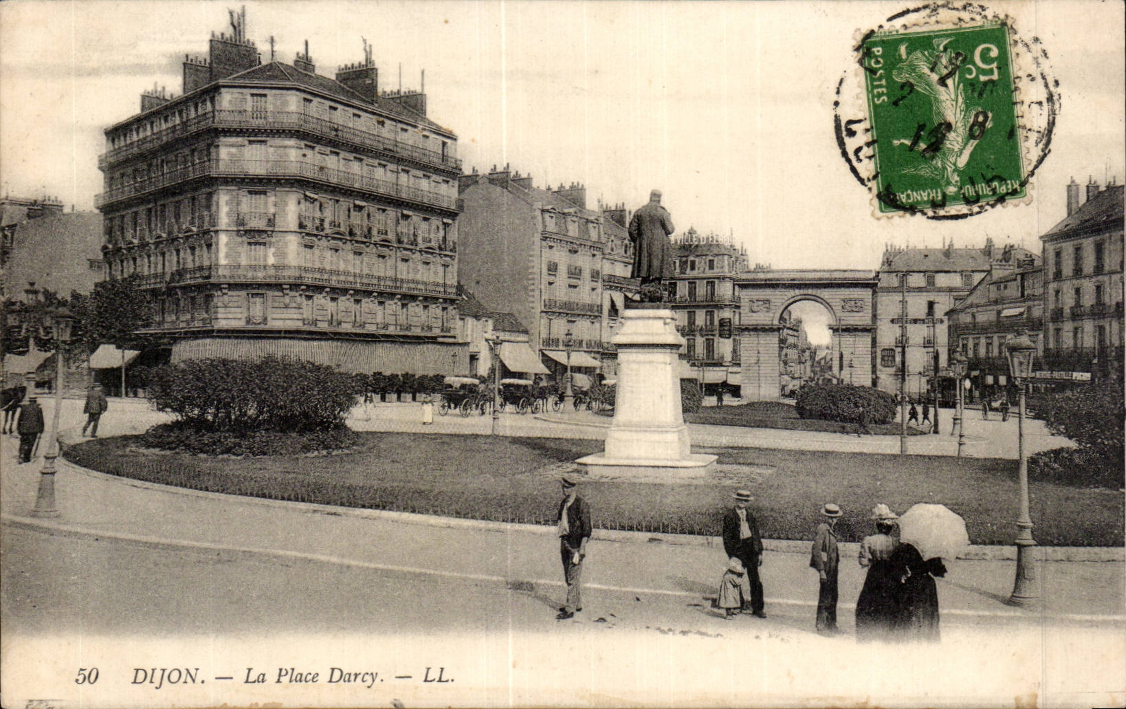 Dijon — La Place Darcy — LL. n°50