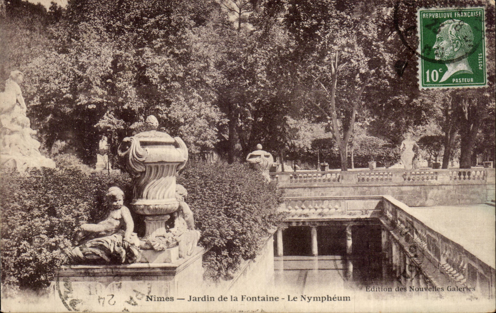 Nîmes — Jardin de la Fontaine - Le Nymphéum — Edition des Nouvelles Galeries
