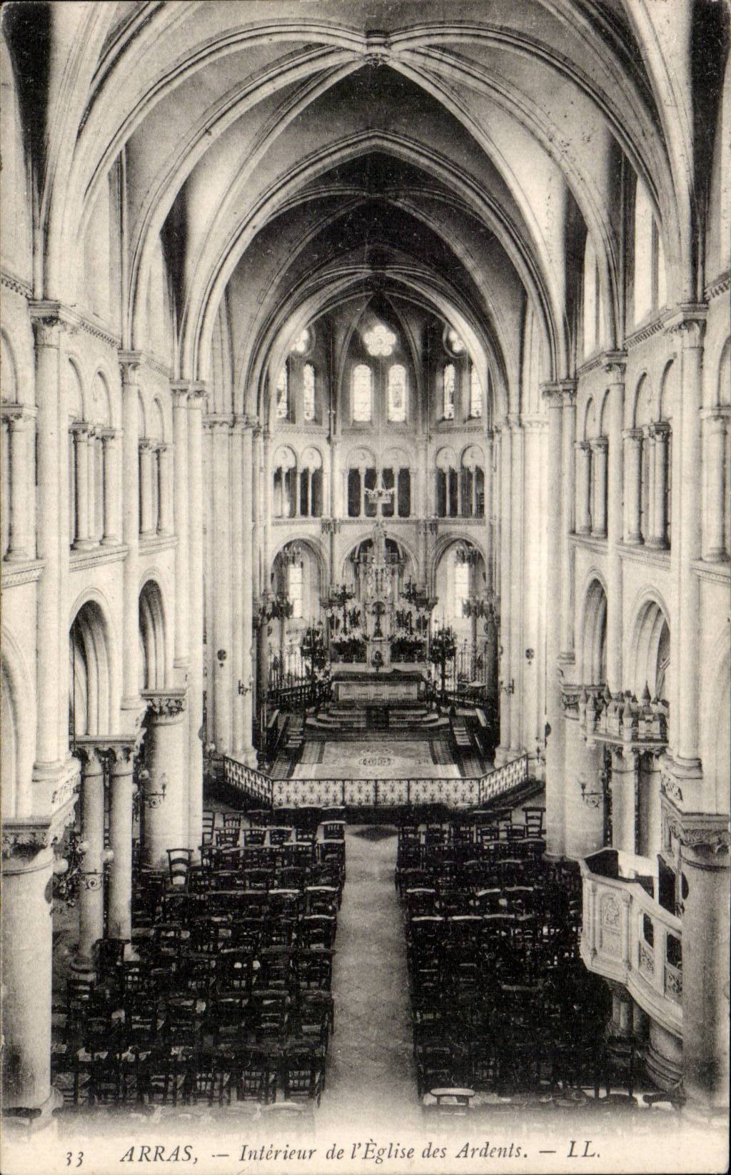 Arras — Intérieur de l'Église des Ardents — LL. n°33