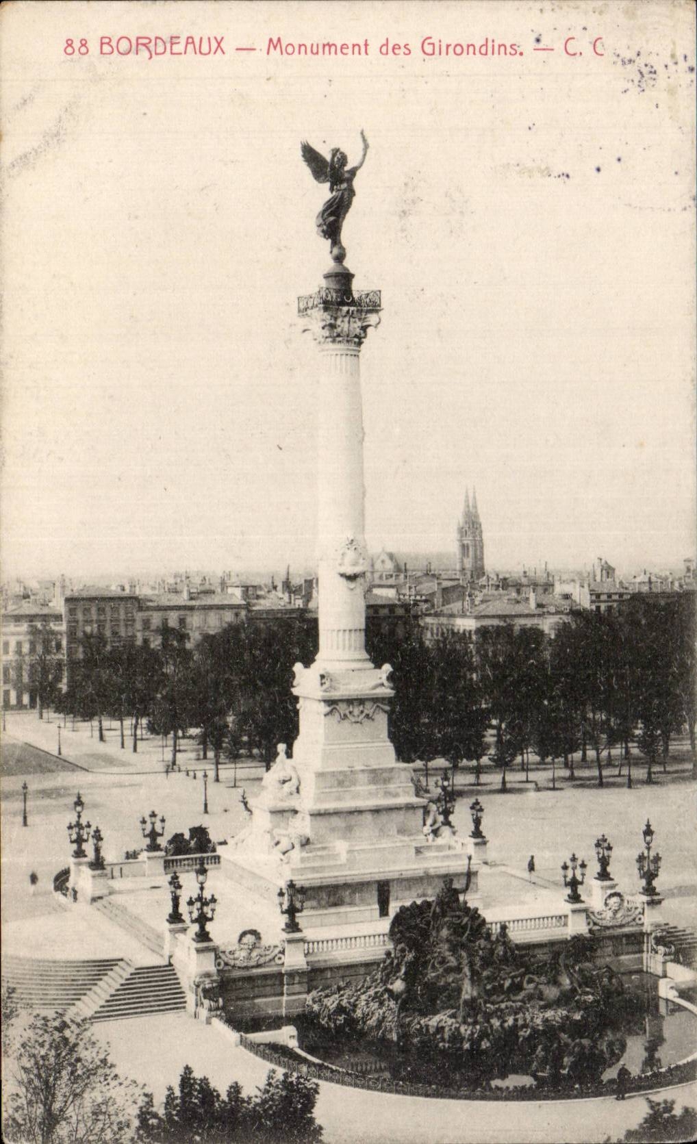 CPA Bordeaux Le monument des Girondins