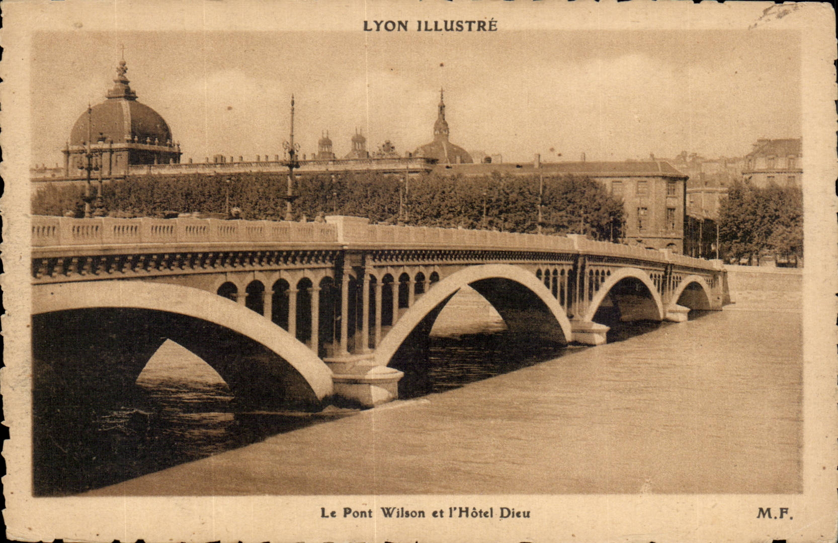 CPA Lyon Le pont Wilson et l hotel Dieu 