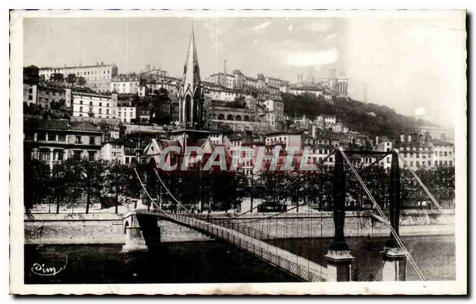 Lyon — Passerelle Saint-Georges et l'église Saint-Georges — Comberlin-Macon