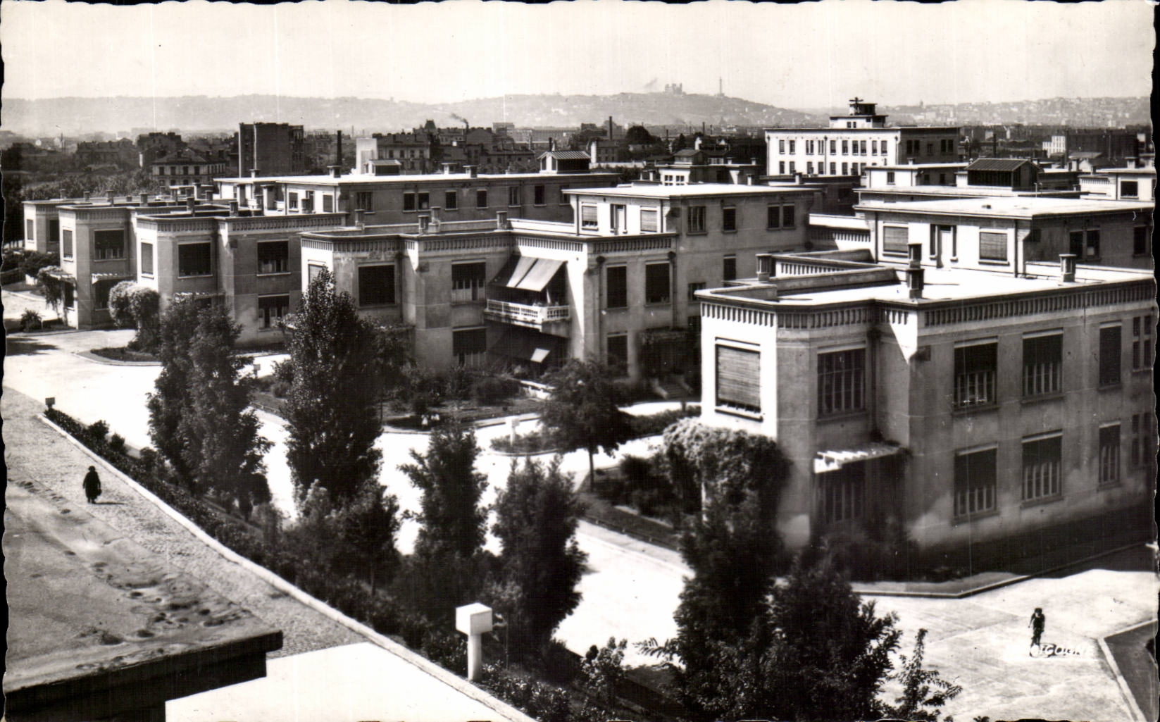 CPSM Lyon Hopital Ed Herriot Perspective sur les pavillons 