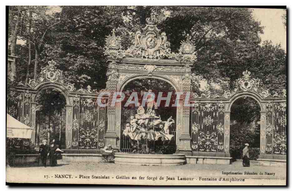 CPA Nancy Place Stanislas Grilles en fer forge de Jean Lamour Fontaine d Amphitrite