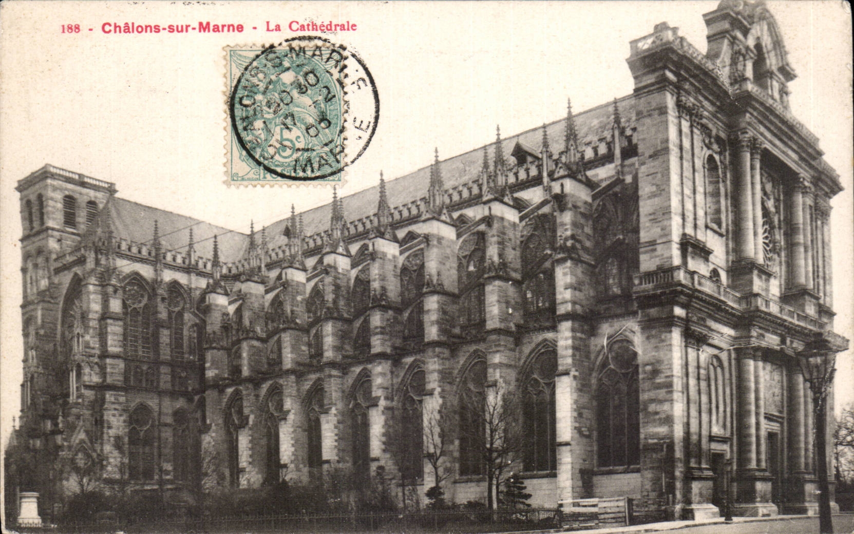 CPA Chalons sur Marne La cathedrale 